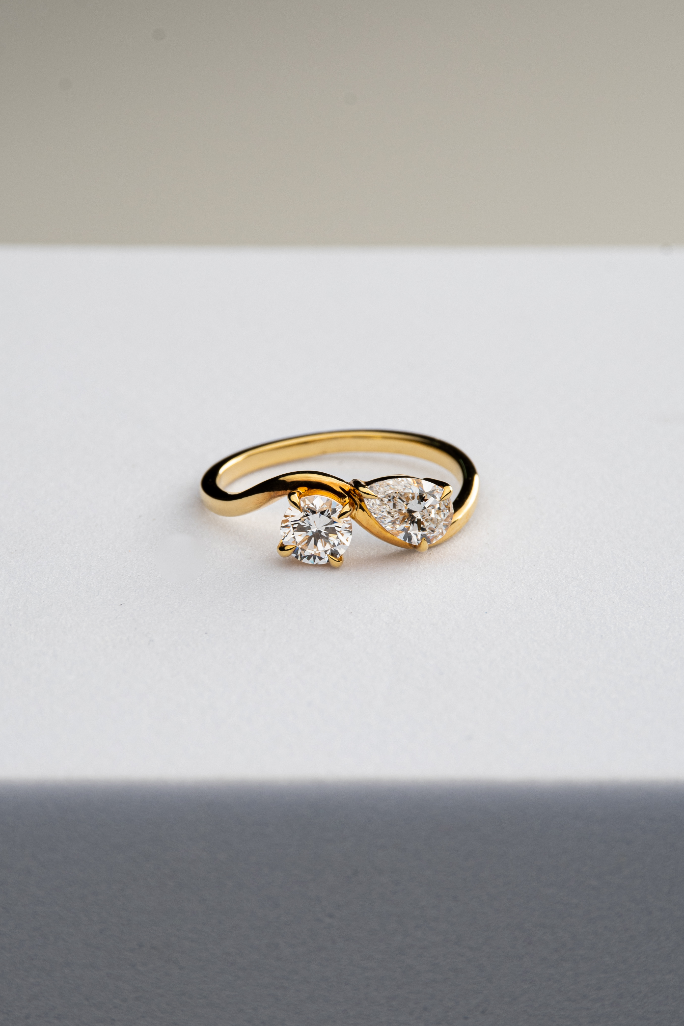 Toi et Moi with Pear and Round Diamonds