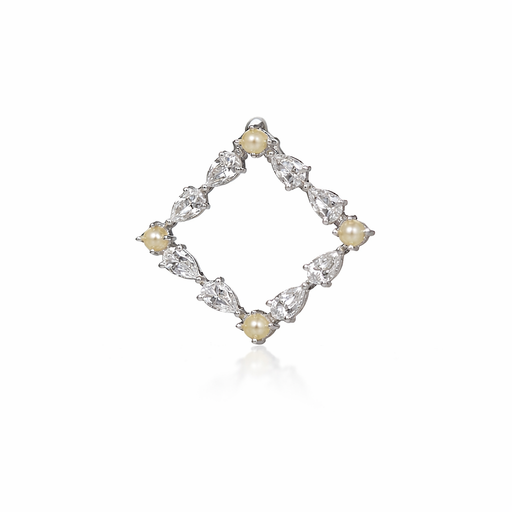 Lulu and Diamonds Earrings